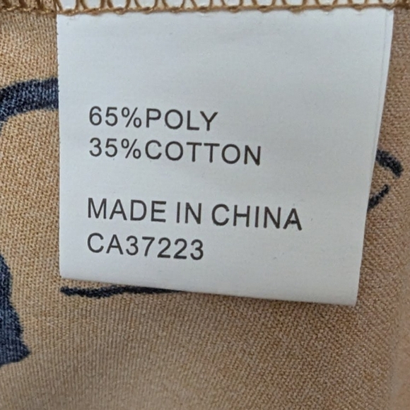 Creation XXL plus sized button down blouse in golden yellow and navy - Picture 5 of 12